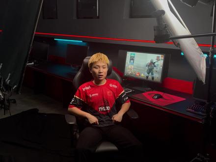 Zowie XL2566K 初体验,360hz带你畅享丝滑画面,铁蛋也在此分享了一下他的显示器设置,快来看看吧!#tyloo #tyloo加油
#tyloo电子竞技俱乐部#csgo #csgo日常 #电竞 #职业选手 #zowie #xl2566K #360hz #电竞显示器 #电竞显示器推荐