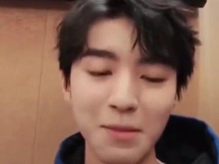 #王俊凯让人心动的n个瞬间 #王俊凯 我永远忘不了#王俊凯 哄粉丝的那场直播💙