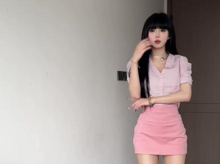 没有建模那穿搭得学呀
#今天穿什么 #ootd穿搭 #夏季穿搭