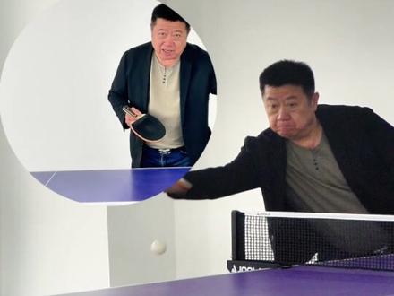 有很多乒乓球友都讨论关于从球台网下过球,算不算得分的问题?你是怎么看的呐@DOU+小助手 #乒乓球比赛 #乒乓球教学 #郭跃华带你学乒乓 #快乐乒乓球🏓