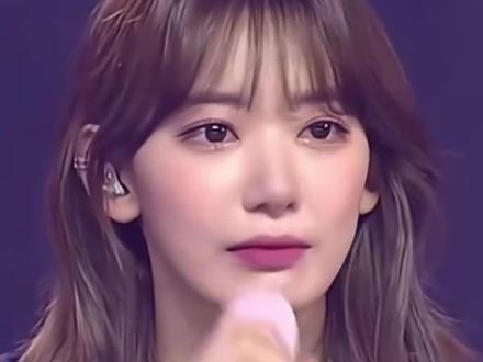 #第一次见前辈为了后辈改名
izone的大top完全被拖累成这样#sakura#宫胁咲良#小樱花#lesserafim