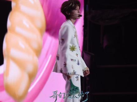 都来听《大舌头》!#演唱会 #live #张泽禹大舌头