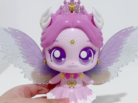 又给女儿入手一款可爱的娃娃
有着魔法弓箭的极光萌可!#少女心爆棚 #这也太可爱了叭 #极光萌可 #抖加🔥上热门🔥dou #潮玩手办