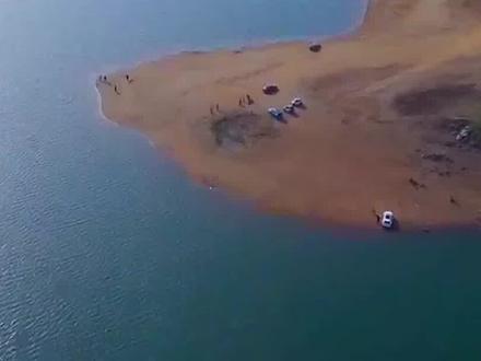 河南惊现巨型“水怪”!村民们壮胆捕捞后,为何接触者患上怪病?