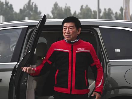 大头皮鞋保定步,长城建军你记住#魏建军 #人物