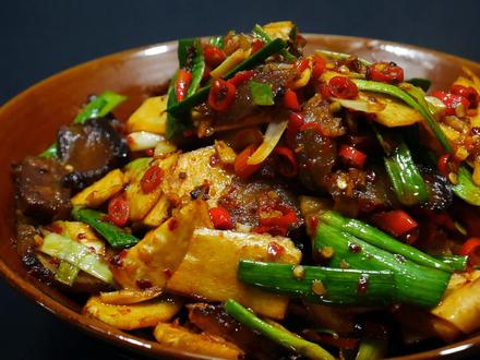 湘菜大厨教你冬笋炒腊肉,只需掌握这几个步骤,爽脆可口又下饭 #家常菜 #美食