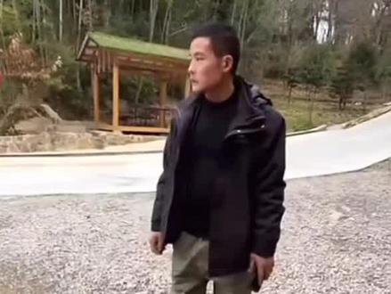 说好今天8点集合的,刀疤哥却回家了
#荒野刀疤哥#老六荒野#张家界七星山#张家界七星山骆驼杯#荒野苗王