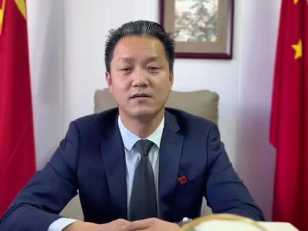 传承北大精神,做有温度的教育。#北大保安读书第一人 #北大保安张俊成 #长治市科技中等职业学校