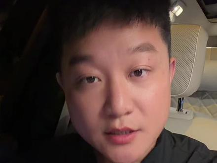 新m9已定 刚订三个小时 已经后悔了 已经锁了没法改了!现在越想越后悔!所以你们一定要慎重选配!!#问界#问界m9