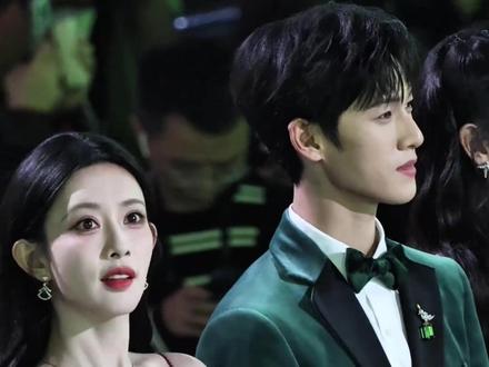 感觉他俩在一起是一个众所周知的秘密#昀牵孟绕 #cp #孟子义 #李昀锐 #星光大赏