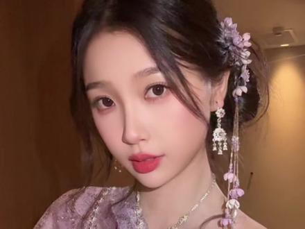 泰服暮暮简直泰甜啦@虞书欣Esther #双轨 #姜暮 #泰甜啦