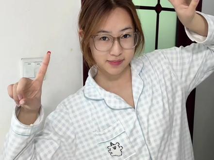 这个简单~快来学啦!#简单舞蹈教学 #弥渡山歌舞蹈挑战 #手势舞教学 #抖音热门舞蹈挑战 #弥渡山歌phonk