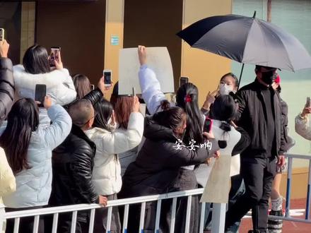 走路用腰发力#虞书欣#虞书欣云初令#云初令#出妆#虞书欣云初令出妆