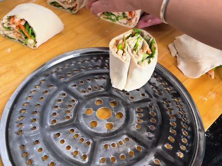 山西大同莜面洞洞,也叫讨吃行李,擀一擀卷一卷,营养又好吃 #莜面洞洞 #莜面 #粗粮 #面食 #美食教程 #山西大同