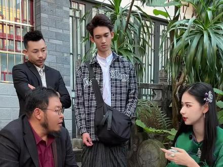 缅商为什么能听思懿话乖乖拿出高货?我能给的别人可不一定能给 #思懿翡翠老板娘 #手镯懿姐