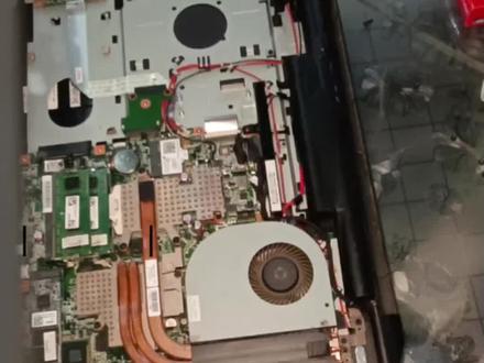 炎魔T1更换键盘
#笔电维修 #炫龙 #T1