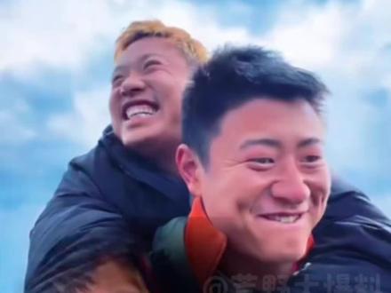擒龙诀硬挺王大鱼挑战赛第二季小贺为何在比赛中如此拼命?当初莽莽克拉斯为何要帮小贺带着小贺?小贺为何签约客友?小贺为何能加入刷锅传媒?小贺和莽莽故事全集分享!遇贵人先立业!
@莽莽克拉斯 @小贺(户外垂钓)
#擒龙诀硬挺王大鱼挑战赛第二季 #荒野挨饿王大鱼挑战赛第二季 #擒龙诀硬挺王大鱼挑战赛 #莽莽克拉斯 #刷锅传媒
