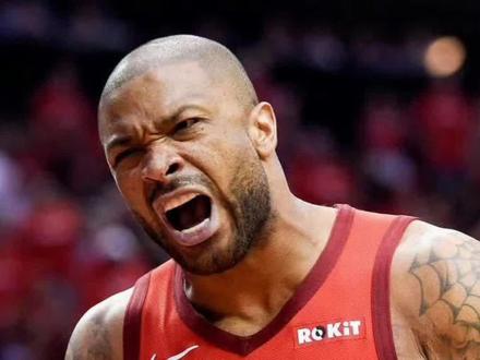 NBA鞋王塔克退役,你对他的记忆停留在哪?#火箭队 #哈登 #塔克退役 #NBA季后赛 #鞋王塔克