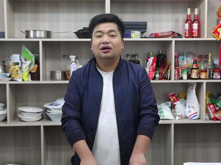 大厨教你秘制酱黄瓜的做法,酸辣脆爽口感好,一次腌制10斤不够吃