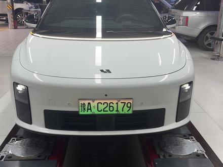 理想i6底盘实拍介绍 #理想汽车 #理想i6 #汽车底盘