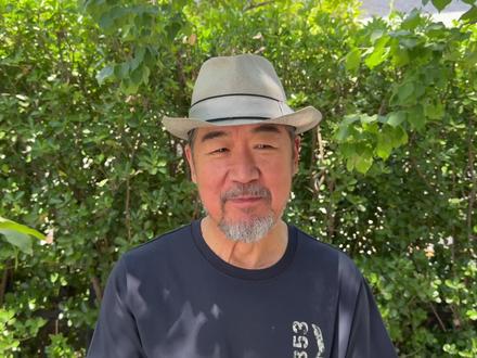 【著名演员张国立祝贺赵季平音乐艺术馆5月23日开馆】岁月流转,乐韵长鸣。值毛泽东同志《在延安文艺座谈会上的讲话》发表84周年之际,我校赵季平音乐艺术馆将于5月23日正式揭幕开馆。这座承载着民族音乐精髓与文化传承使命的艺术殿堂,即将在美丽的西安石油大学绽放华彩,以此深切致敬赵季平先生忠于人民、深耕乐坛、铸就经典的艺术人生。为迎接艺术馆落成、礼敬先生的艺术匠心与家国情怀,党委宣传部特策划推出系列文字与视频报道,愿每一帧画面、每一段文字,都化作传递艺术力量的纽带,让先生深耕不辍的艺术风骨、扎根人民的赤诚初心与心怀家国的精神境界浸润师生心田;让动人的旋律与不朽的艺术追求,在新时代的西石大校园里赓续传承、生生不息,绽放出更加璀璨的时代光芒。#西安石油大学
