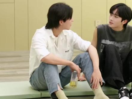 邱邱啊你吓我一跳 所以到底亲上没啊#黄星eliot #邱鼎杰kipuka