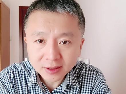 手机丢失一定要做的事情,把风险降到最低! 我们手机假设不小心丢了,重要的不是损失眼前这几千块钱,而最应当担心自己银行卡里那几十万的存款甚至更大的财产风险,所以第一个动作不是马上报警,而是要做的本期视频要说的这四件事情,建议先点赞收藏,以免以后找不到了......