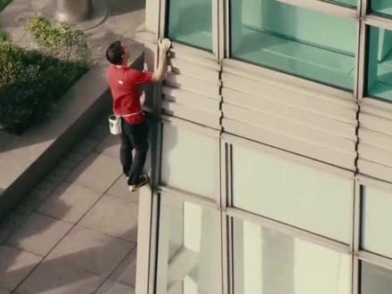 (上) Alex全程徒手无保护极限攀爬台北101大楼