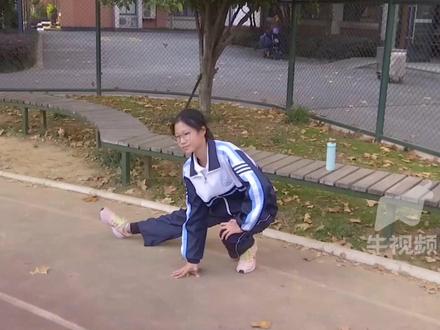 杭州初三女生百米跑出12秒07!在今年全国田径锦标赛女子百米比赛中可以排到第八名!