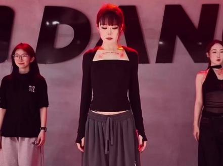 万般皆是命 半点不由人#三拜红尘凉 #基础爵士 #采采编舞 #零基础爵士 #古风