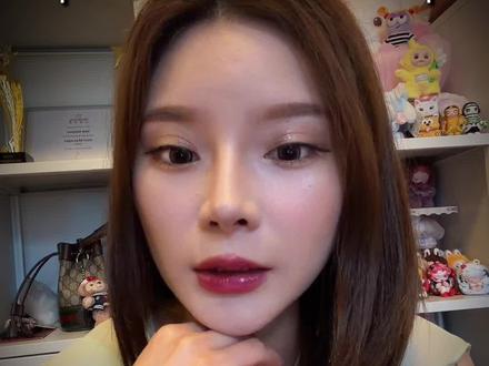 华为手机如何下载汇丰app #华为手机 #汇丰 今天来找我开户的朋友都是华为手机,我之前都没研究过,今天和她们一起研究摸索,总结出来的下载攻略,和大家分享~