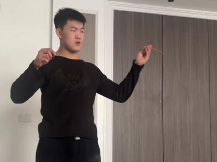 飞镖教学新版 看不懂👀前面30秒就行,后面都是人类的本能#动物的迷惑行为 #见怪不怪姿势要帅 #教学 #内容启发搜索