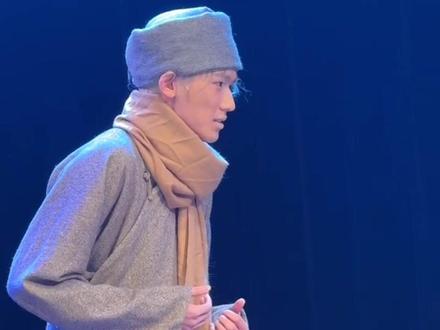 “为了孩子们 我得活着啊”#宋亚轩 #话剧日出 #中戏汇演