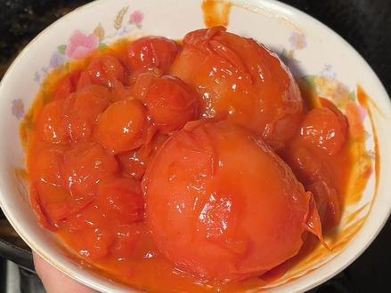 奖励好朋友吃番茄炒西红柿!! #这些番茄应该拥有自己的百科词条 #百大厨神年味赛 #看似离谱实则美味的食谱挑战 #火山番茄 #为乡村特产代言