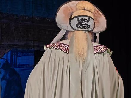 粤剧表演艺术家黄伟坤精彩演绎《再进沈园》高清完整版(配字幕),视频有点长,斟杯茶慢慢叹。#演出现场视频分享给大家