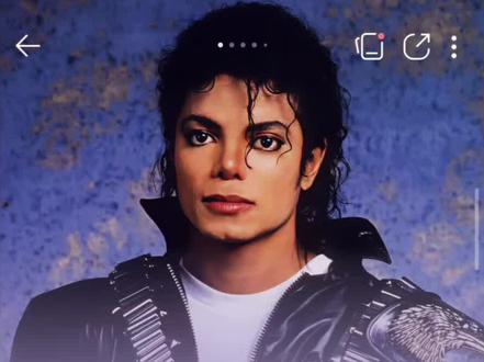 从迈克杰克逊找到那艺娜
#QQ音乐 #迈克尔杰克逊 #那艺娜