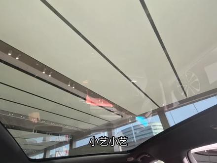 M6后排电子按键解说 M6后排电子按键小细节挺多的,非常贴心,冰箱冷藏效果也更好了,真的用户的意见都有好好采纳实行,给周到的服务点赞
#问界M6
#问界M7
#智行江苏焕新三月
#AITO问界
#智慧出行体验