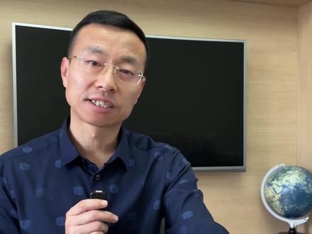 为什么三大运营商齐推Token套餐?三大运营商卖token #token套餐 #三大运营商卖token 三大运营商集体不干老本行了,不卖话费不卖流量,改卖“Token”了!