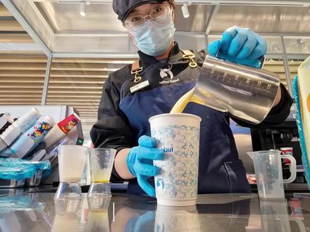 banana来咯!#巴拿拿拿铁#香蕉丝绒撞奶#咸芝士豆乳拿铁#瑞幸咖啡#瑞幸新品