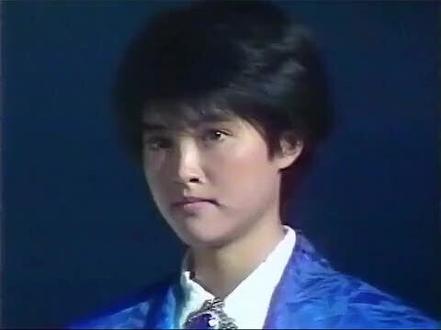 狄野目洋子《eat you up》(陈慧娴《跳舞街》曰文原版)