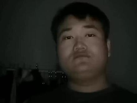 一招教你设置华为手机黑暗模式