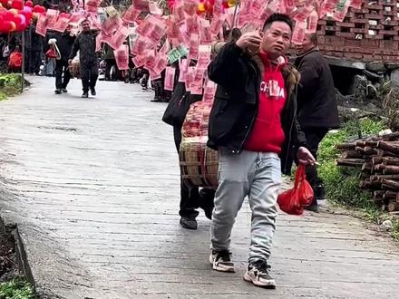 带你认识各地结婚习俗,每个地方传统文化习俗都不一样 #出嫁 #结婚习俗
