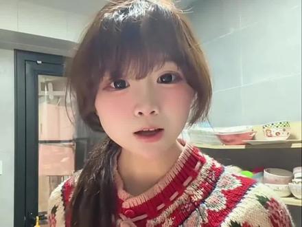 大学生过年回家学做霉豆腐!ZR .0 #豆包#豆包app#豆包春节#过年