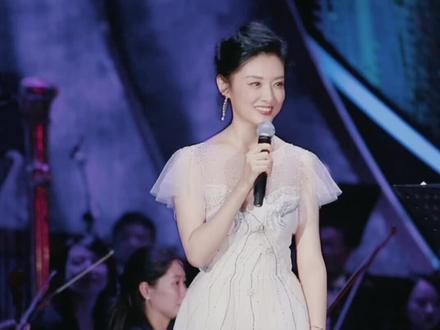 #周涛 这哪里是在主持分明是在哄孩子“真乖~”也太苏了