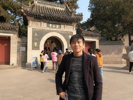 山东青岛市区唯一的佛寺,湛山寺:游客络绎不绝,香火旺盛 #寺庙 #青岛 #湛山寺 #旅行推荐官 #好客山东