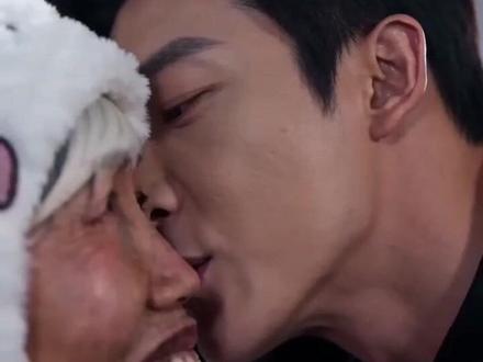 #AI冷颜总裁的壁咚局 #随变ai随便玩