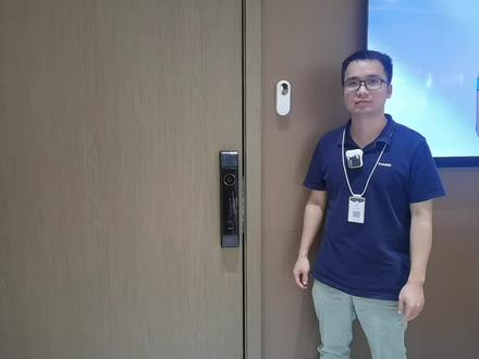 如何给门锁充电 5266ad3e141eea0a4a1d8d9ae57b038c~tplv-dy-resize-origshort-autoq-75:330.jpeg?x-expires=2024874000&x-signature=fgHuLl9nyC9fOhuH9nEQpD%2BXZmo%3D&from=3213915784&s=PackSourceEnum_AWEME_DETAIL&se=false&sc=cover&biz_tag=pcweb_cover&l=20240304094348EE1E4E0592155AB21AA8