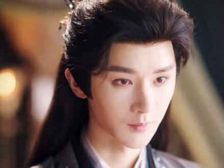 杨泽至春禾虎妻霸道将军赖上小苦瓜高智郡主 #虎妻
#至春禾
#杨泽
#至春禾杨泽新剧火爆开播
#短剧推荐