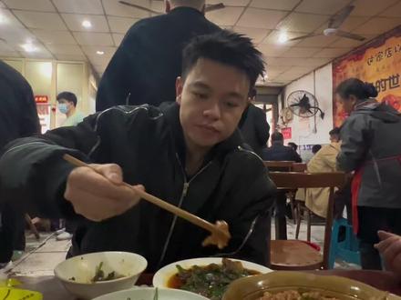 你咋找到的喃?#腾银饭店 #成都婆罗门 #豌豆尖 #你咋找到的喃