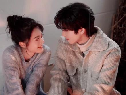 受不了啦咱们龙麦还不会是全网第一个被导演吻戏喊停! 说抱得太紧的小情侣吧!早告诉你俩要收敛一点啦!#宋威龙 #赵今麦 #龙麦 #骄阳似我 #cp